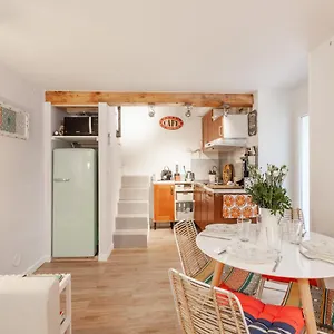Apartment Le Cabanon Du Vieux Port, Marseilles